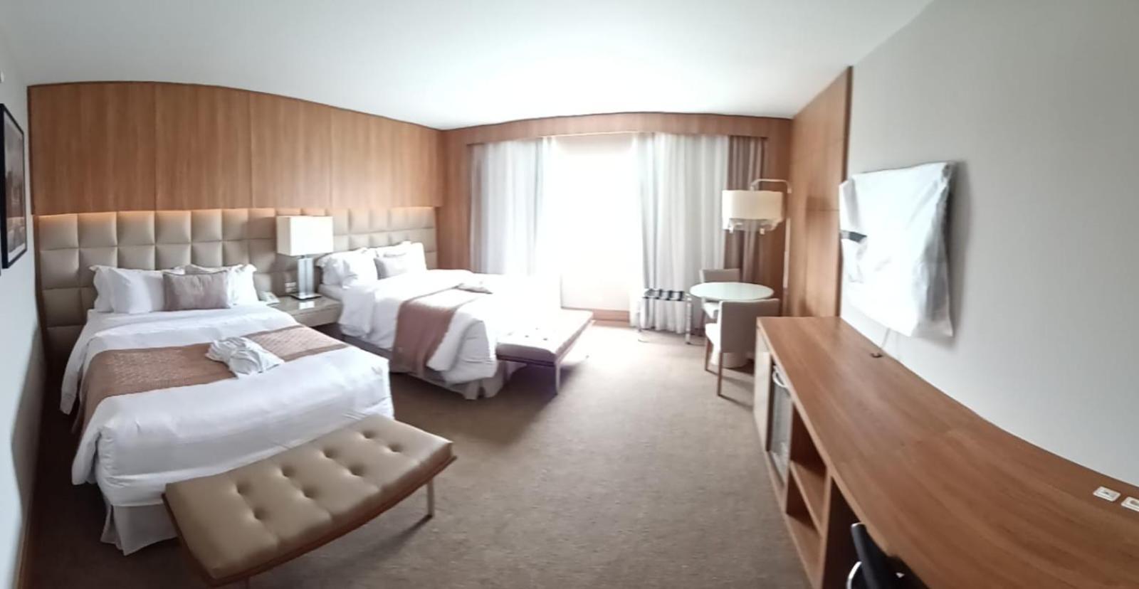 White Plaza Hotel 库里提巴 外观 照片